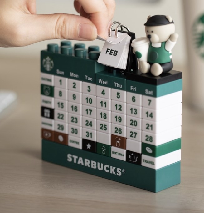 Starbucks Calendar Everything Else On Carousell