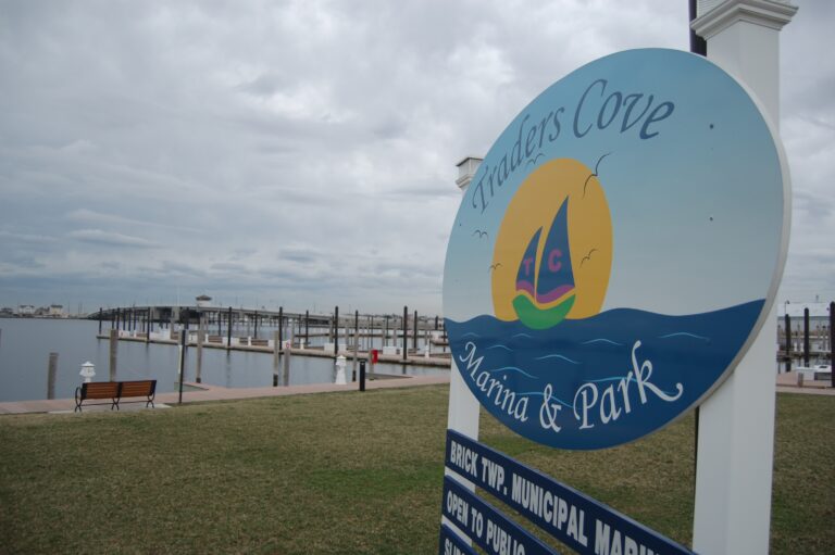 Traders Cove Concert Series Brick NJ Shorebeat News Real Estate 